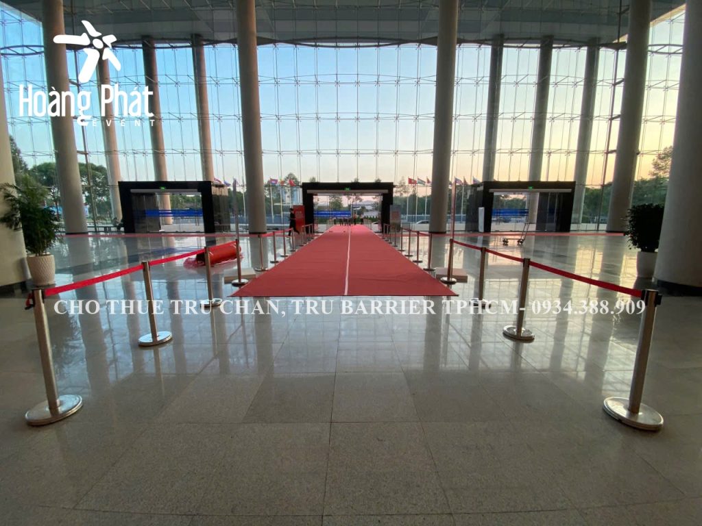 cho thuê trụ inox, trụ barrier