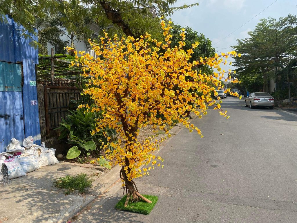 cây mai giả đẹp trang trí tết