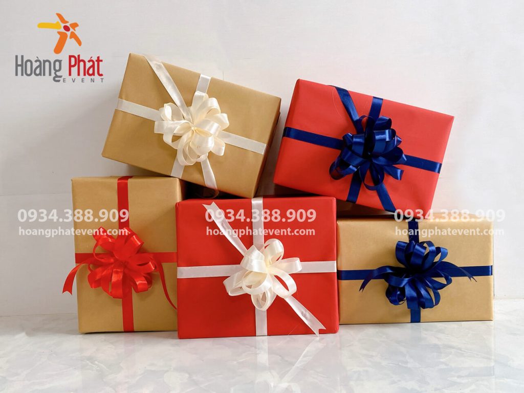 hộp quà trang trí noel giáng sinh