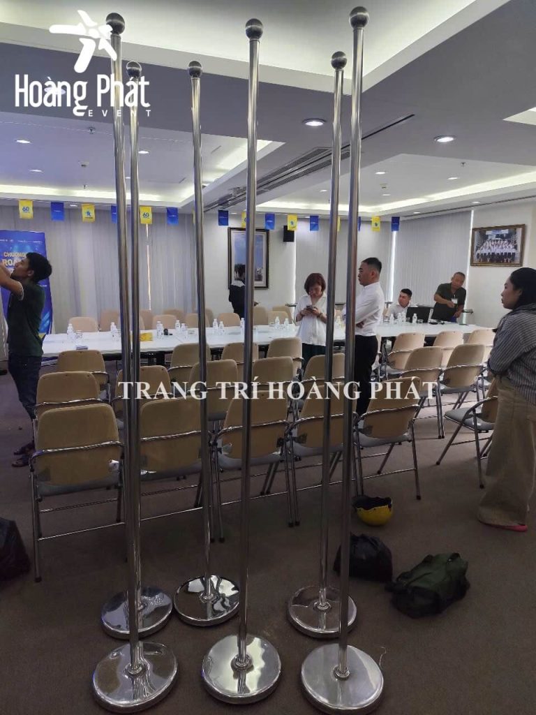 cho thuê cột cờ