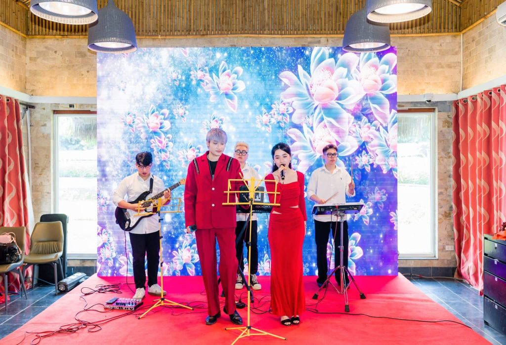 cho thuê ban nhạc acoustic