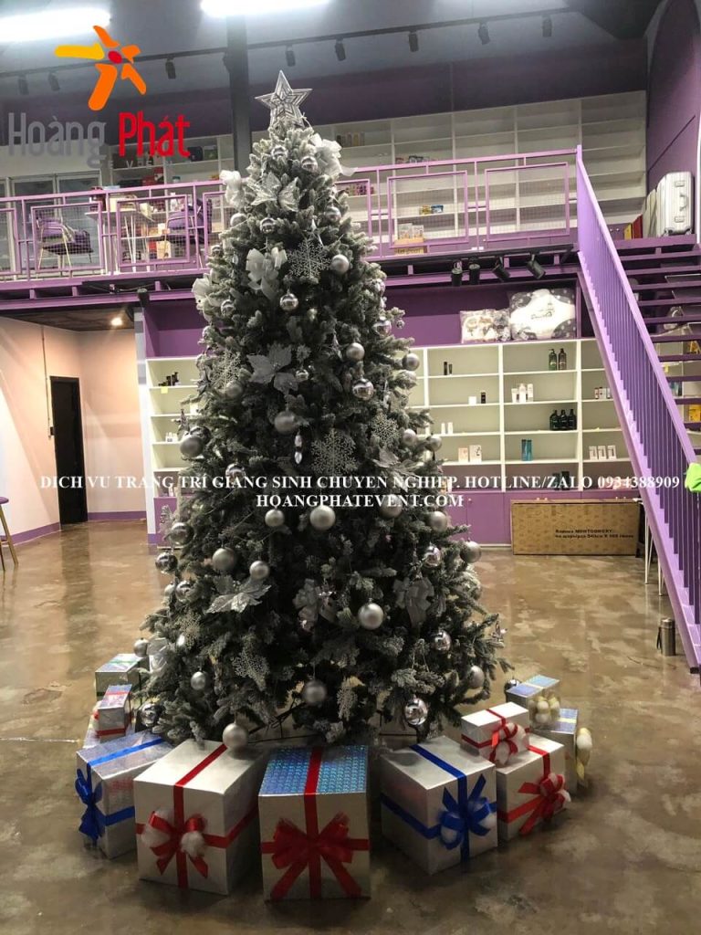mẫu cây thông noel trang trí
