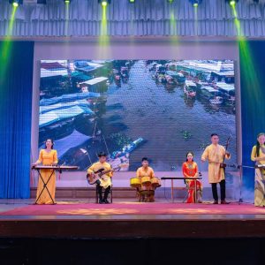 cho thuê ban nhạc dân tộc
